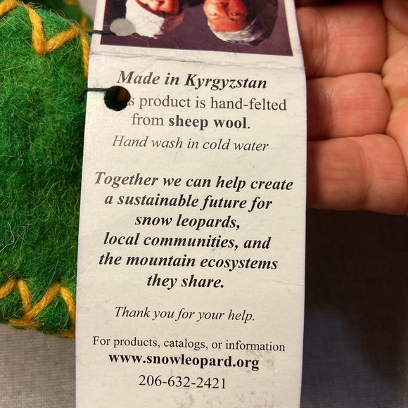 Embroidered Handmade Wool Felt Baby Slippers - Picture 7 of 8